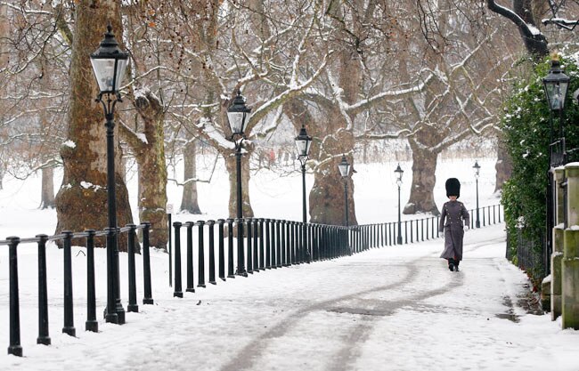 यूरोप में भारी बर्फबारी, आम जिंदगी प्रभावित