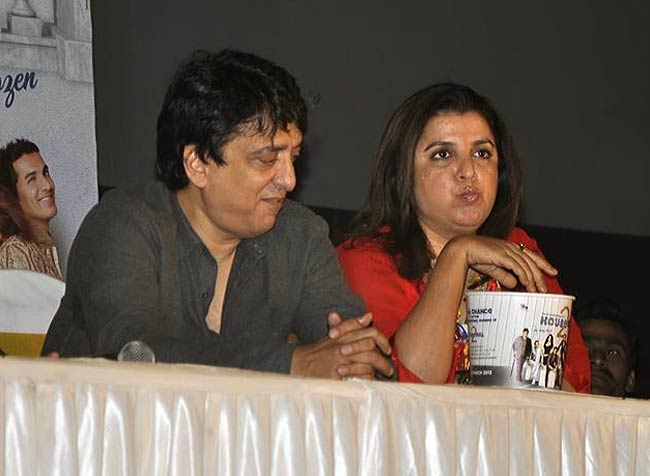 'हाउसफुल-2: द डर्टी डजन' का फर्स्‍ट लुक लॉन्‍च | जिस्‍म दिखाने की होड