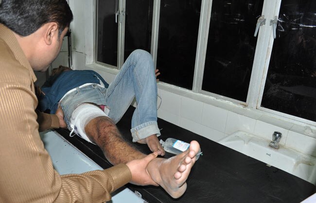 तस्वीरों में देखें गुवाहाटी में ब्लास्ट के बाद की हालत