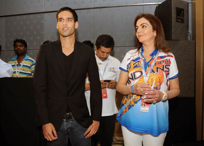 आईपीएल के लिए खिलाडि़यों की नीलामी का 'उत्‍सव'