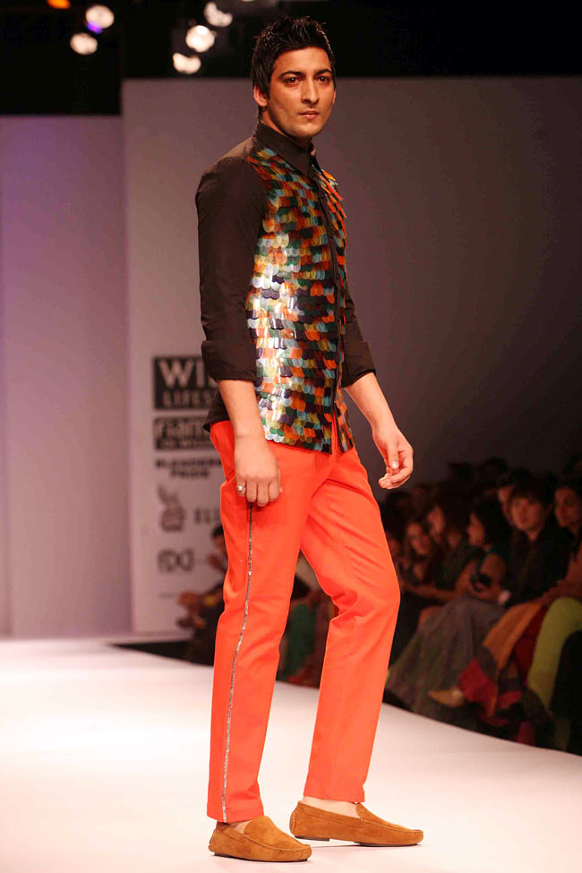 विल्‍स फैशन वीक के चौथे दिन की झलकियां...| फोटो: Day 3