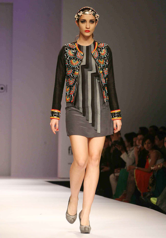 विल्‍स फैशन वीक के चौथे दिन की झलकियां...| फोटो: Day 3