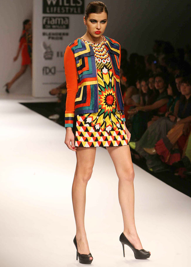 विल्‍स फैशन वीक के चौथे दिन की झलकियां...| फोटो: Day 3