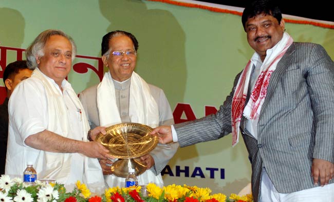 ग्राम उन्नयन सम्मेलन में जयराम रमेश