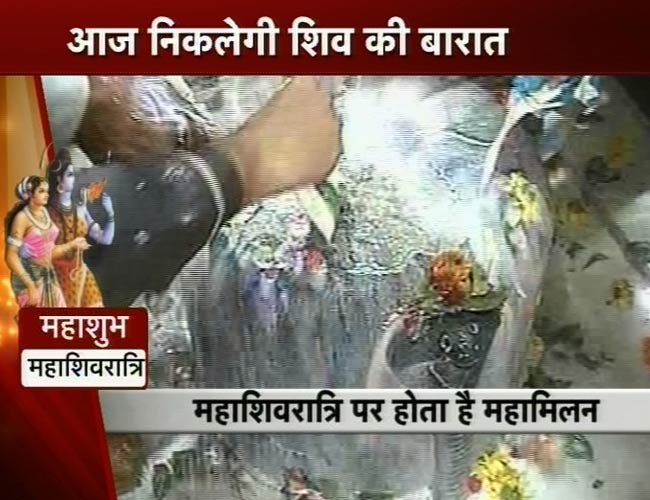 भोले शंकर से गुंजायमन हुआ मंदिर