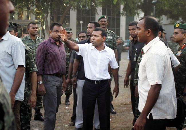 मालदीव में मोहम्मद नशीद के इस्तीफे के बाद हिंसा-प्रदर्शन