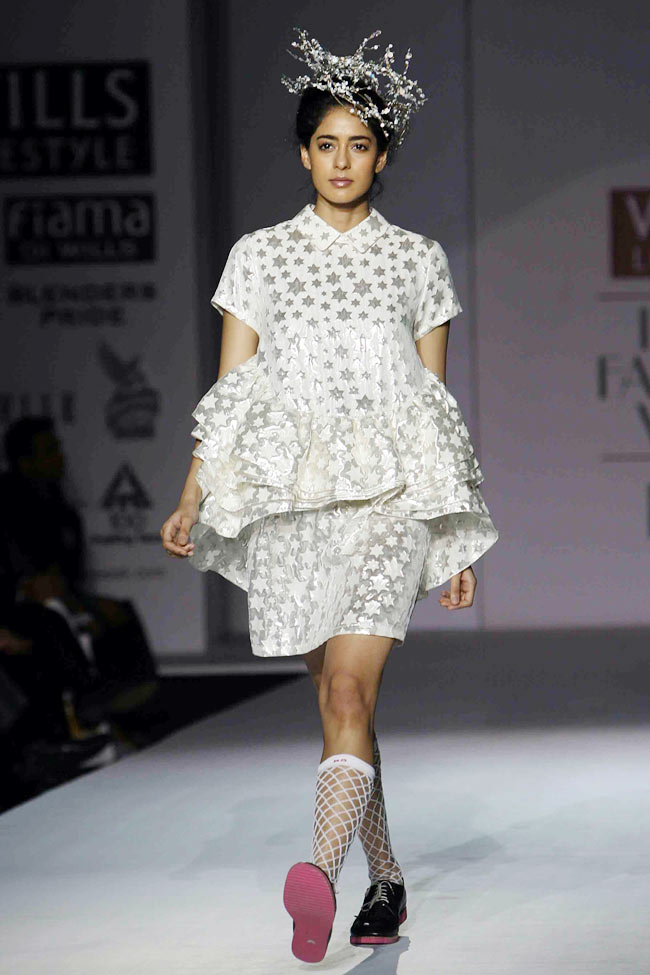 विल्‍स फैशन वीक के चौथे दिन की झलकियां...| फोटो: Day 3