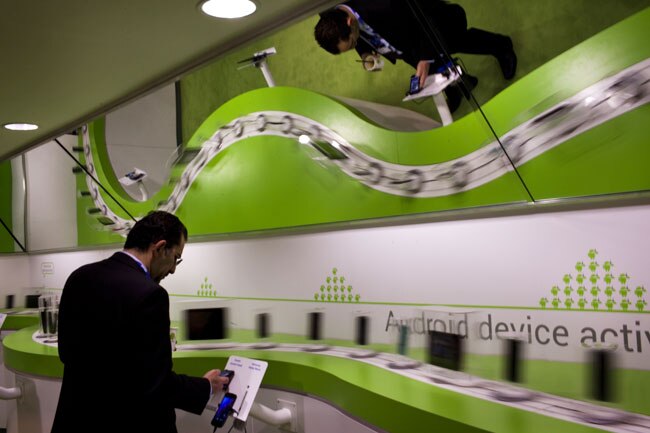 तस्‍वीरों में 'मोबाइल वर्ल्‍ड कांग्रेस' की झलकियां...