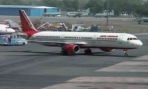 03 फरवरी 2012: तस्‍वीरों में देखें दिनभर की बड़ी खबरें | पढ़ें