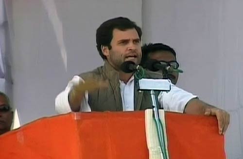 03 फरवरी 2012: तस्‍वीरों में देखें दिनभर की बड़ी खबरें | पढ़ें