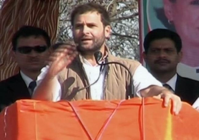 9 फरवरी 2012: तस्‍वीरों में देखें दिनभर की बड़ी खबरें । पढ़ें