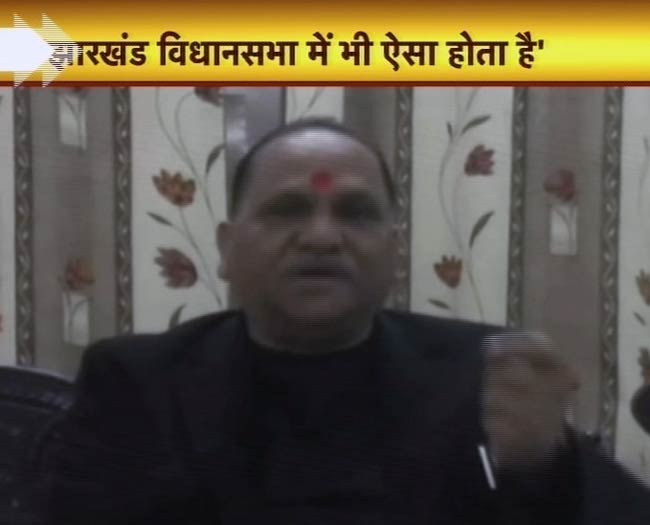 10 फरवरी 2012: तस्‍वीरों में देखें दिनभर की बड़ी खबरें | पढ़ें