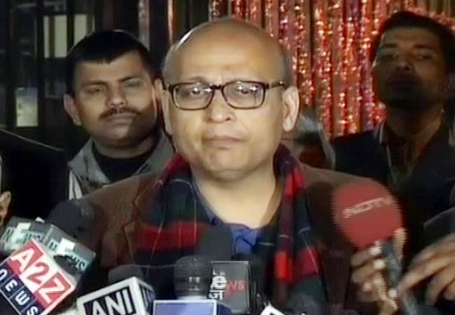 12 फरवरी 2012: तस्‍वीरों में देखें दिनभर की बड़ी खबरें