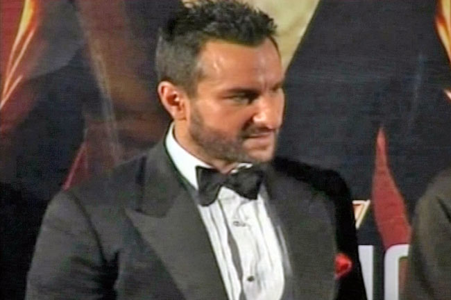 22 फरवरी 2012: तस्‍वीरों में देखें दिनभर की बड़ी खबरें | पढ़ें