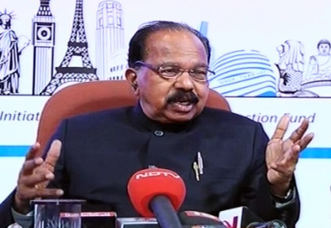 22 फरवरी 2012: तस्‍वीरों में देखें दिनभर की बड़ी खबरें | पढ़ें