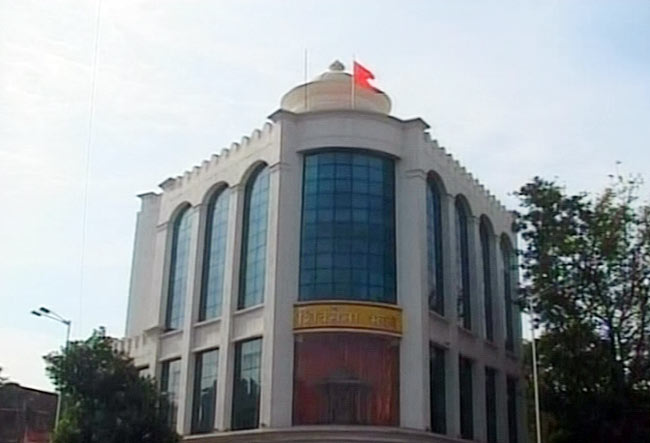 05 फरवरी 2012: तस्‍वीरों में देखें दिनभर की बड़ी खबरें | पढ़ें