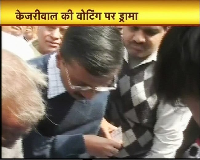 28 फरवरी 2012: तस्‍वीरों में देखें दिनभर की बड़ी खबरें | पढ़ें