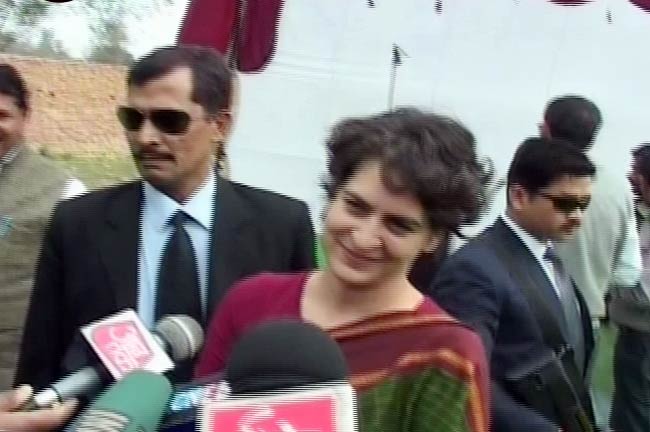 16 फरवरी 2012: तस्‍वीरों में देखें दिनभर की बड़ी खबरें  | पढ़ें