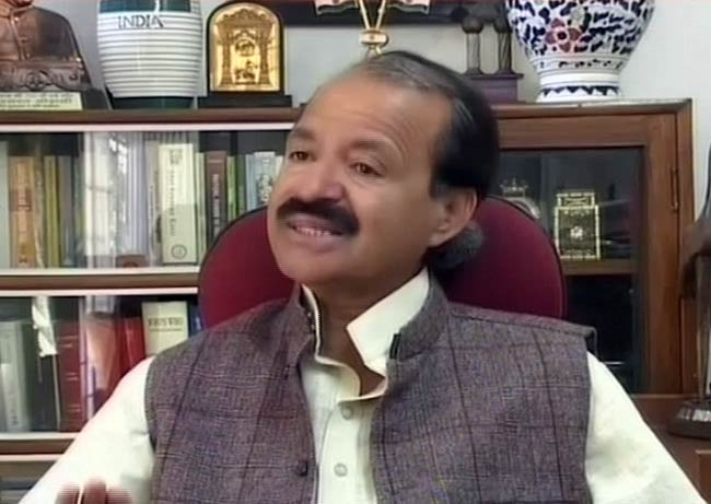 26 फरवरी 2012: तस्‍वीरों में देखें दिनभर की बड़ी खबरें | पढ़ें