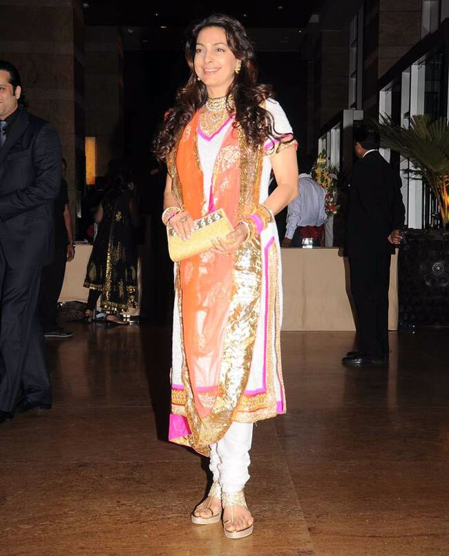 रितेश-जेनेलिया के रिसेप्शन में उमड़ा बॉलीवुड | संगीत समारोह