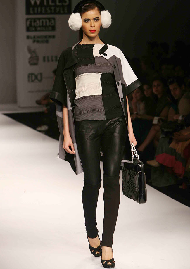 विल्‍स फैशन वीक के चौथे दिन की झलकियां...| फोटो: Day 3