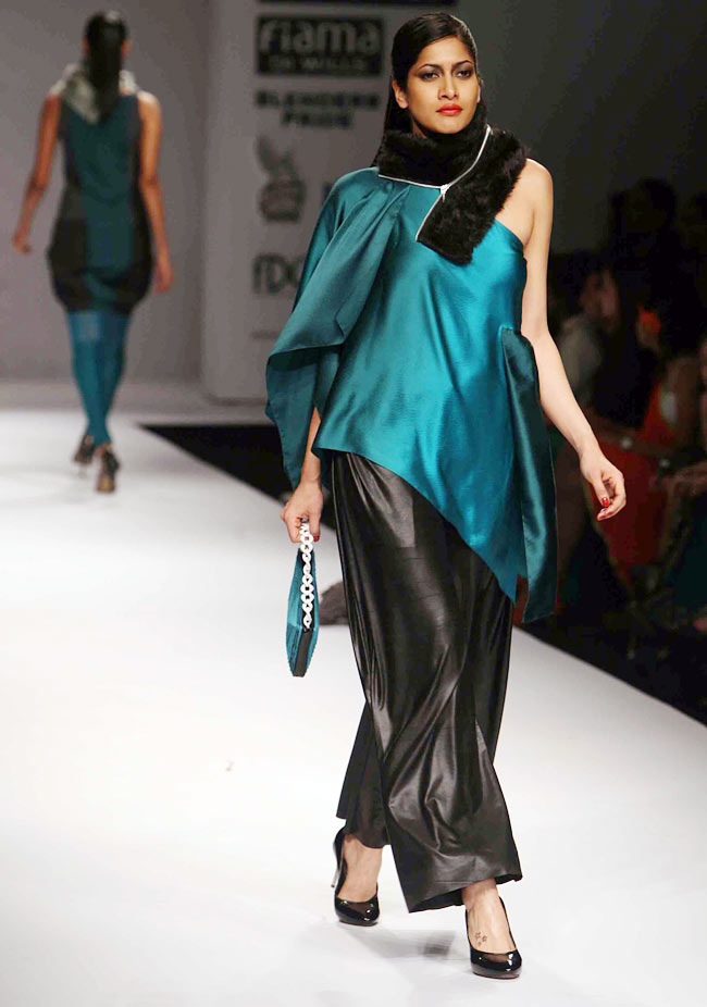 विल्‍स फैशन वीक के चौथे दिन की झलकियां...| फोटो: Day 3