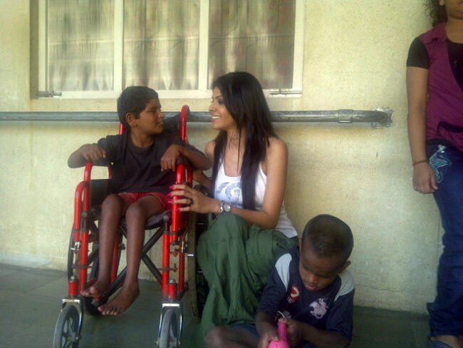 अब इससे कौन बचाएगा शर्लिन चोपड़ा को... | हॉट 'आइटम गर्ल'