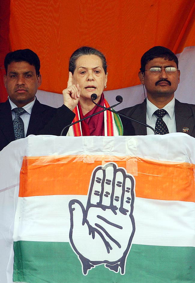 यूपी चुनाव में एक साथ सोनिया और प्रियंका