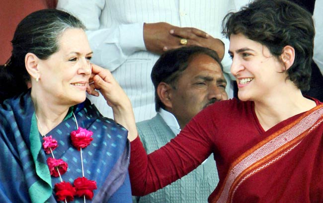 यूपी चुनाव में एक साथ सोनिया और प्रियंका