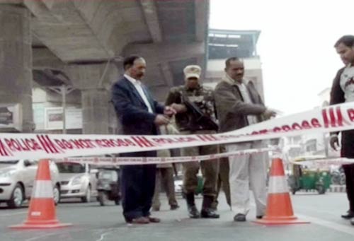 14 फरवरी 2012: तस्‍वीरों में देखें दिनभर की बड़ी खबरें | पढ़ें