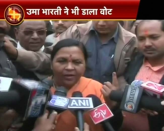 देखिए यूपी में चौथे दौर के चुनाव की तस्‍वीरें