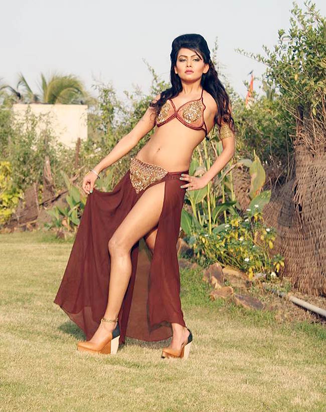 साक्षी प्रधान का ऊ ला ला ला... | बोल्‍ड होती बालाएं