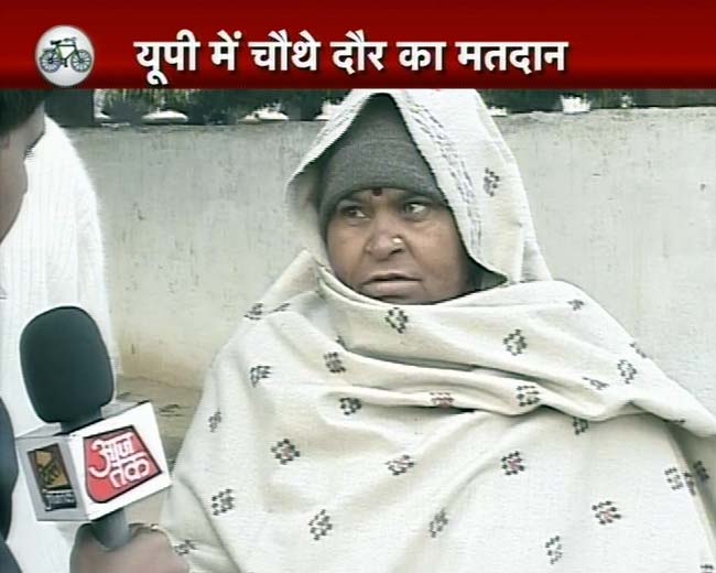 देखिए यूपी में चौथे दौर के चुनाव की तस्‍वीरें