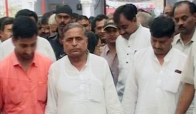 देखिए यूपी में पांचवे दौर के चुनाव की तस्‍वीरें