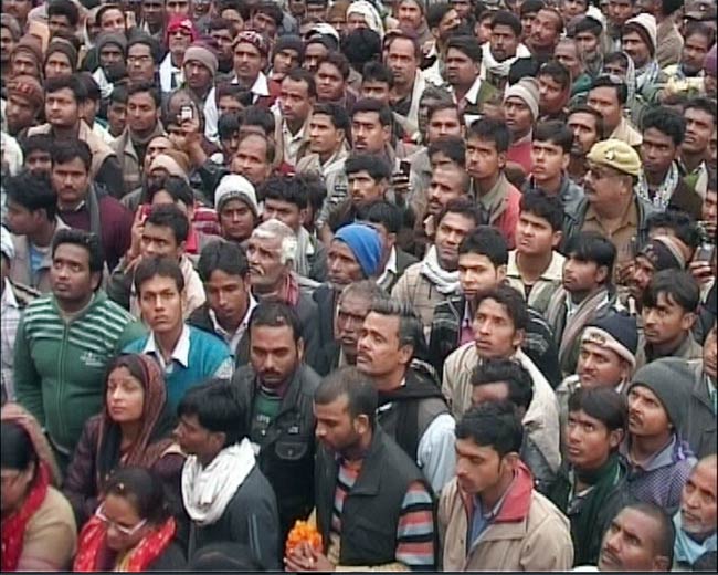 यूपी में शुरू हुआ चुनावी महादंगल