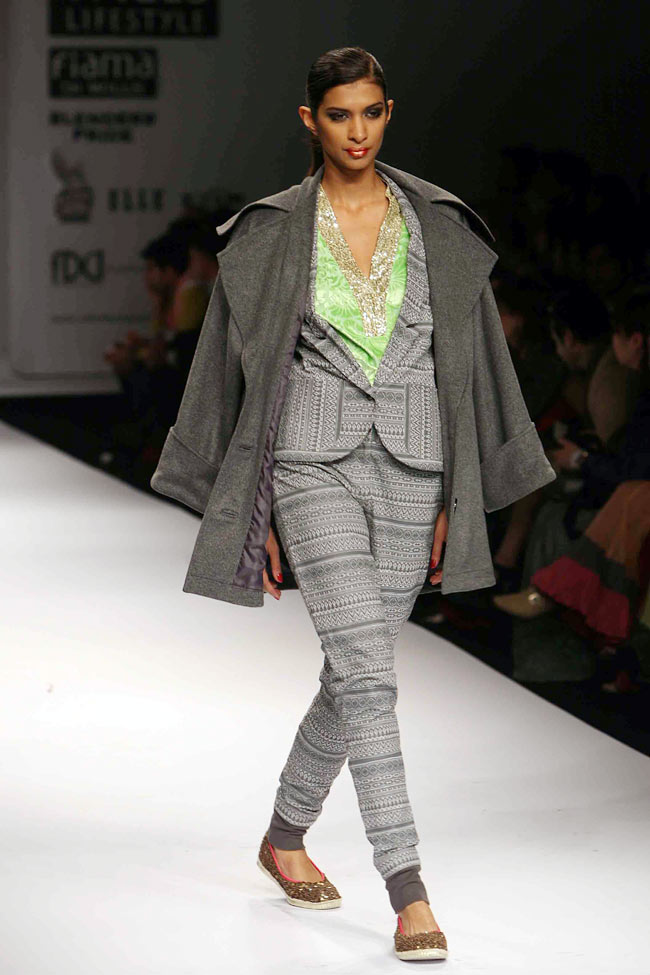 विल्‍स फैशन वीक के चौथे दिन की झलकियां...| फोटो: Day 3