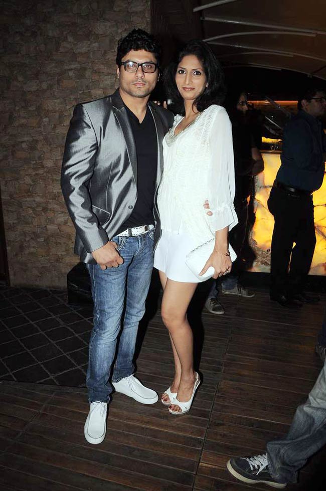 वीना मलिक की बर्थडे पार्टी | वीना की विवादित फोटो