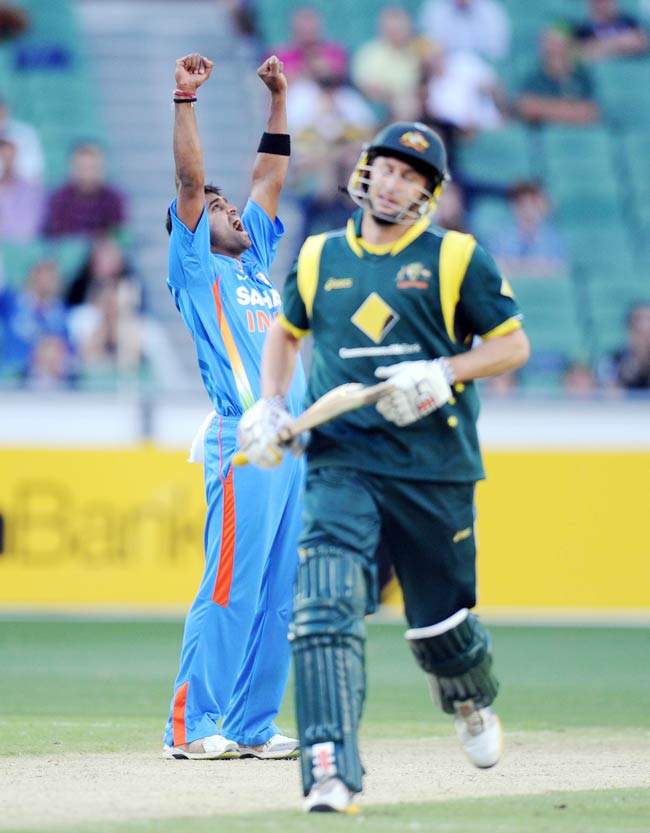 त्रिकोणीय श्रृंखला के पहले मैच में भारत की हार