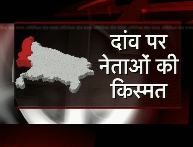 देखिए यूपी में छठे दौर की वोटिंग की तस्वीरें