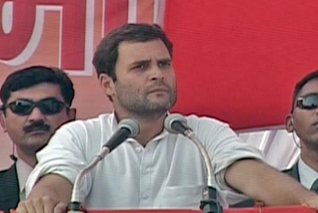 23 फरवरी 2012: तस्‍वीरों में देखें दिनभर की बड़ी खबरें | पढ़ें