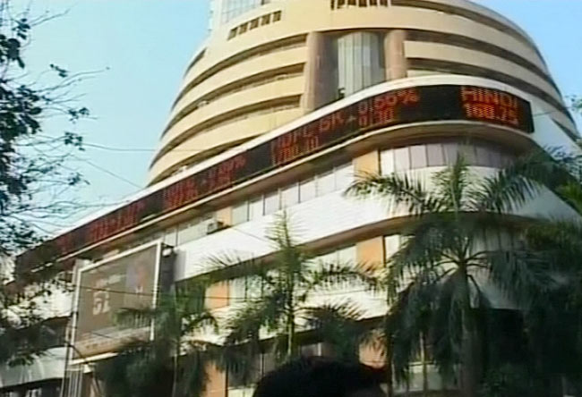 17 फरवरी 2012: तस्‍वीरों में देखें दिनभर की बड़ी खबरें | पढ़ें