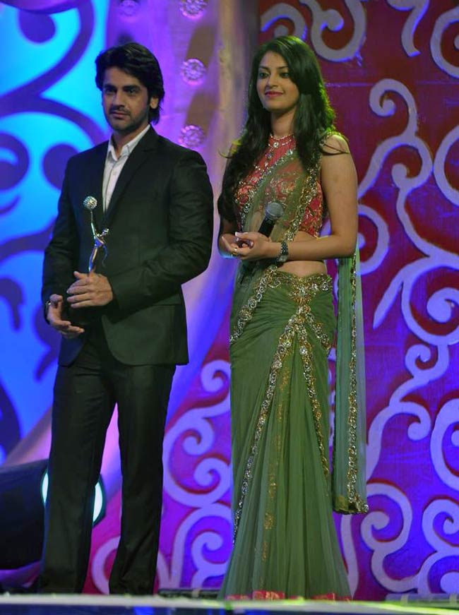 ग्रेट वुमन एचिवर्स अवार्ड में लगा कलाकारों का मेला | हसीनाएं