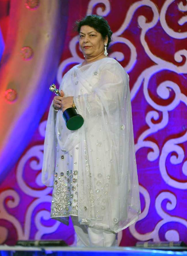 ग्रेट वुमन एचिवर्स अवार्ड में लगा कलाकारों का मेला | हसीनाएं