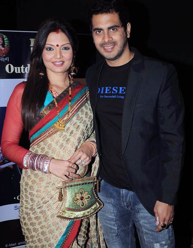 ग्रेट वुमन एचिवर्स अवार्ड में लगा कलाकारों का मेला | हसीनाएं