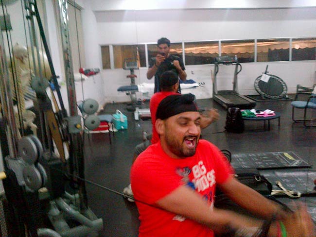 युवराज को कैंसर, अमेरिका में हो रहा है इलाज