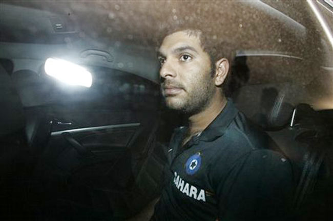 युवराज को कैंसर, अमेरिका में हो रहा है इलाज