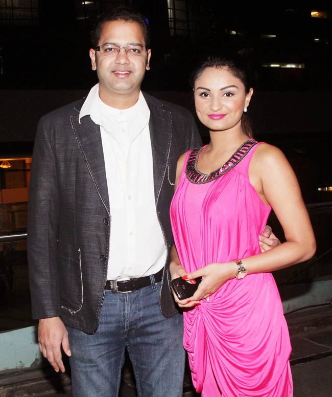 6 साल के प्यार के बाद एक-दूसरे के होंगे आमिर-संजीदा | रितेश की शादी