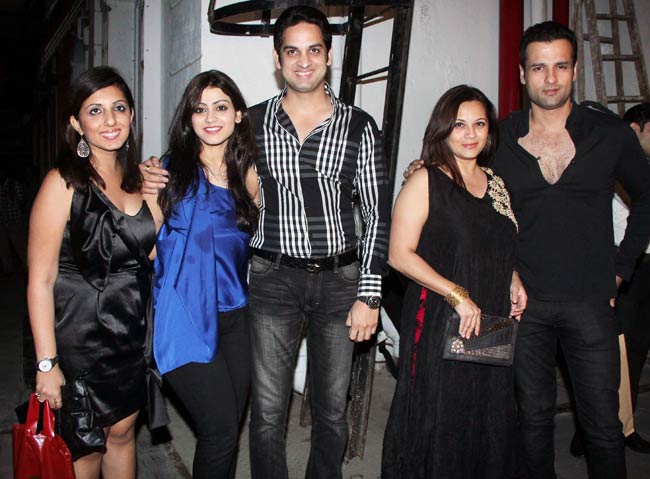 6 साल के प्यार के बाद एक-दूसरे के होंगे आमिर-संजीदा | रितेश की शादी