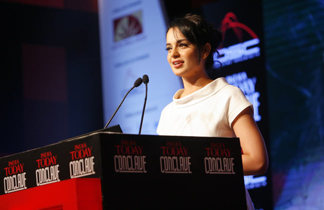 17 मार्च 2012: तस्‍वीरों में देखें दिनभर की बड़ी खबरें