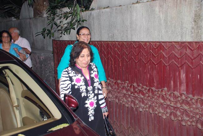 'एजेंट विनोद' की स्‍पेशल स्‍क्रीनिंग पर जुटे सितारे